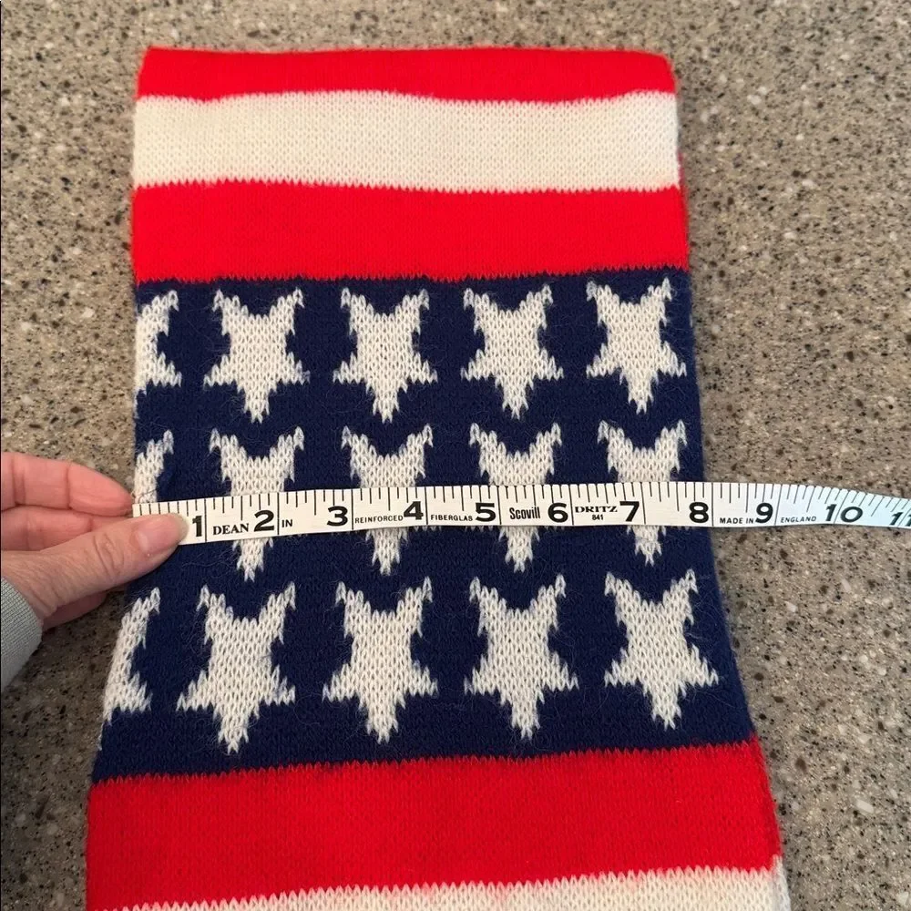 VINTAGE 1970s Bicentennial Americana USA Knit Stars & Stripes Fringe Flag Scarf